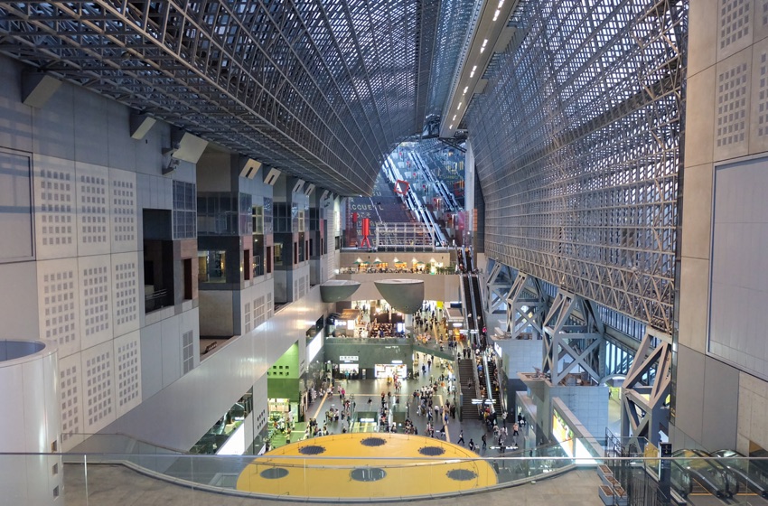 Kyoto Hauptbahnhof von innen, Japan