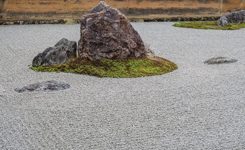 Der Ryoanji Stein Garten als Ort der Mediation in Kyoto, Japan